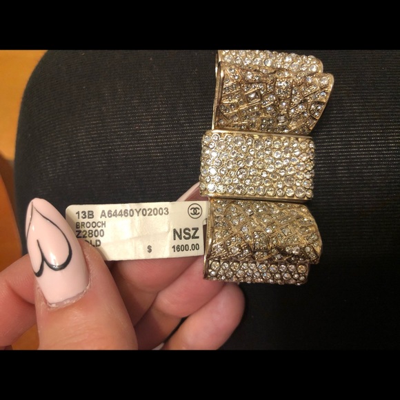 Chanel bow brooch pin - Picture 3 of 11